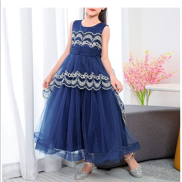 Girls Ballgown Pageant Dress Formal Gown - Picture 6 of 8